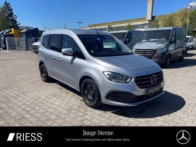 Mercedes-Benz T 180 d STYLE/MBUX/DAB/KAMERA/KLIMA/SHZ/TEMPOMAT