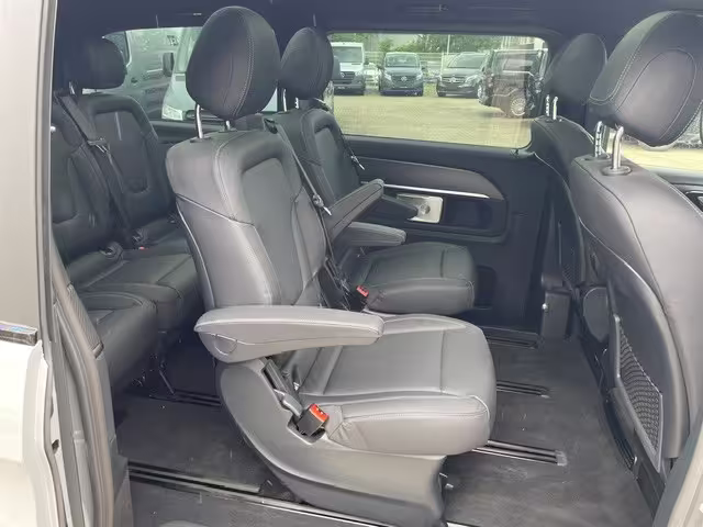 Mercedes-Benz V 300 d AMG/AIRMATIC/MBUX/360°/PANO/AHK/DISTRONIC/STANDHZG/LEDER V 300 - Bild 9