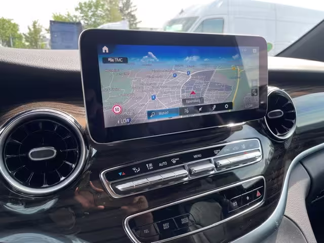Mercedes-Benz V 250 d 4MATIC/RS3430/AMG/DISTRONIC/LEDER/DAB/360°/8-SITZER V 250 - Bild 16