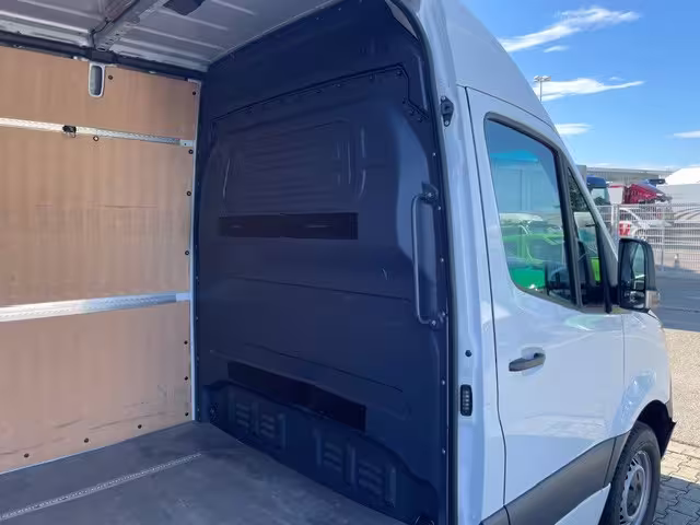 Mercedes-Benz Sprinter 317 CDI KA PRO/L3H2/AUTOMATIK/MBUX/KAMERA/KLIMA/SHZ/TEMPO Sprinter - Bild 10