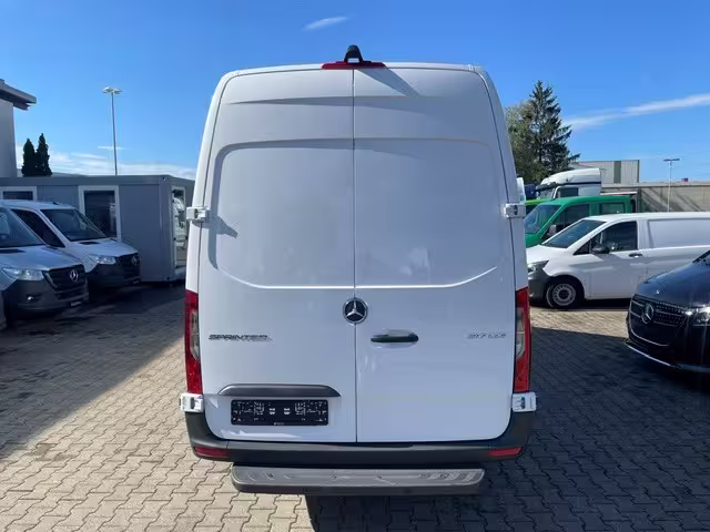 Mercedes-Benz Sprinter 317 CDI KA PRO/L3H2/AUTOMATIK/MBUX/KAMERA/KLIMA/SHZ/TEMPO Sprinter - Bild 4