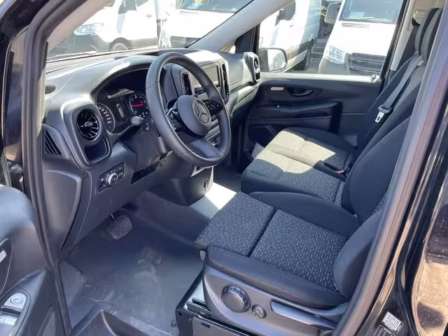 Mercedes-Benz Vito 116 CDI Tourer PRO/AUTOMATIK/MBUX/KAMERA/KLIMA/SHZ/TEMPOMAT Vito - Bild 11