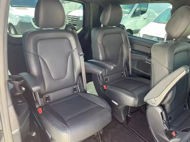 Mercedes-Benz V 300 d 4MATIC EXCLUSIVE AMG/MBUX/AIRMATIC/360°/DISTRONIC/PANO/BURMESTER V 300 - Bild 8