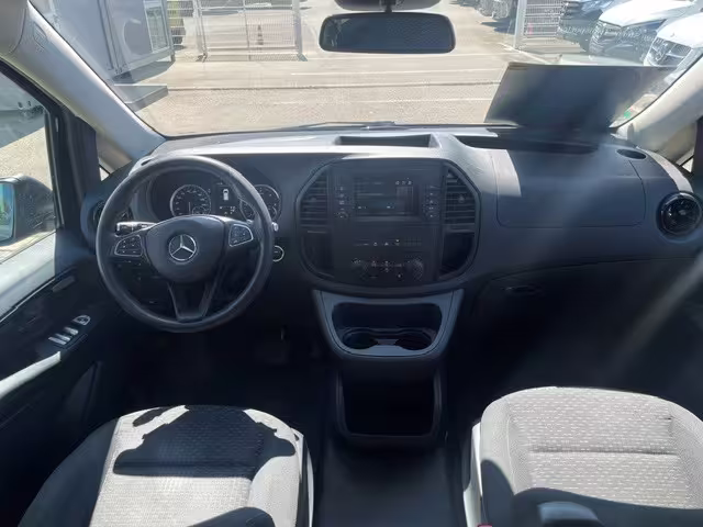 Mercedes-Benz Vito 119 CDI TOURER/RS3200/AUTOMATIK/KLIMA/AHK 2,5T/KAMERA/8-SITZER/TEMPOMAT Vito - Bild 11