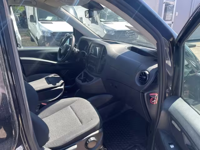 Mercedes-Benz Vito 119 CDI TOURER/RS3200/AUTOMATIK/KLIMA/AHK 2,5T/KAMERA/8-SITZER/TEMPOMAT Vito - Bild 12