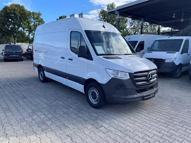 Mercedes-Benz Sprinter 317 CDI KA/L2H2/AUTOMATIK/MBUX/KAMERA/KLIMA/SHZ/TEMPOMAT Sprinter - Bild 2
