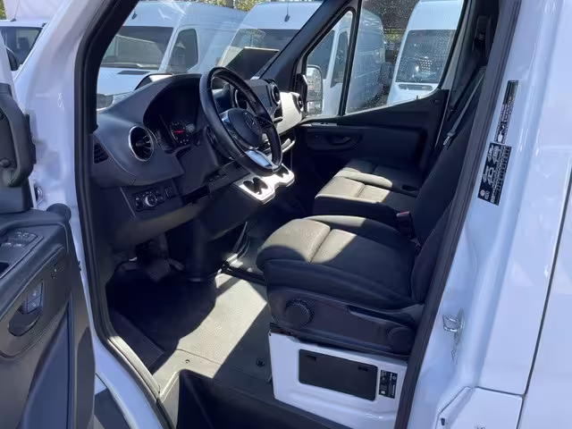 Mercedes-Benz Sprinter 317 CDI KA/L2H2/AUTOMATIK/MBUX/KLIMA/KAMERA/SHZ/TEMPOMAT Sprinter - Bild 11