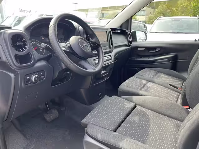 Mercedes-Benz Vito Tourer 116 CDI/PRO/EXTRALANG/MBUX/NAVI/KAMERA/AUTOMATIK/AHKELEKT.TÜRE Vito - Bild 13