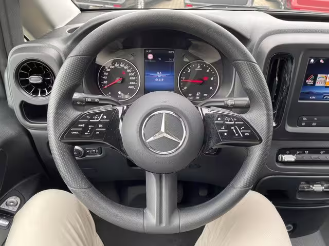 Mercedes-Benz Vito Tourer PRO 116 CDI Extralang AHK AUT Kam. Vito - Bild 13