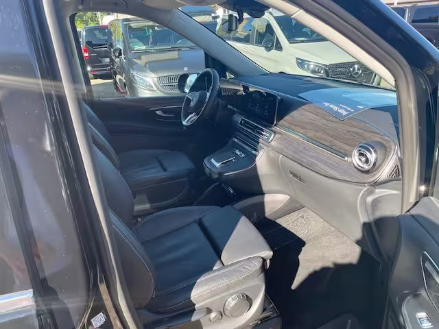 Mercedes-Benz V 300 d EXTRALANG/MBUX/360°/AHK/STANDHZG/DISTRONIC/LEDER V 300 - Bild 11