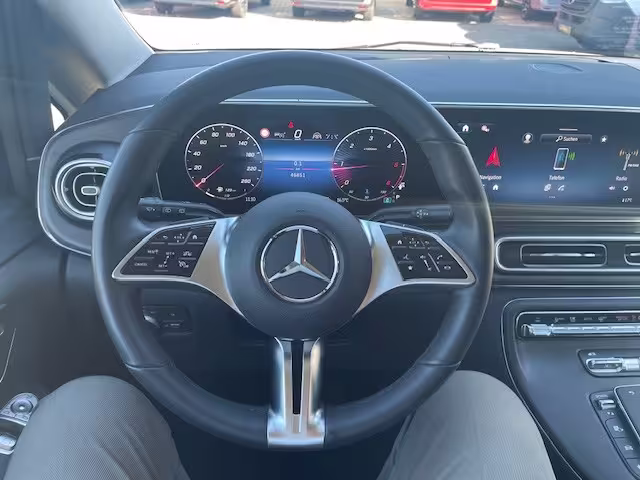 Mercedes-Benz V 300 d EXTRALANG/MBUX/360°/AHK/STANDHZG/DISTRONIC/LEDER V 300 - Bild 13