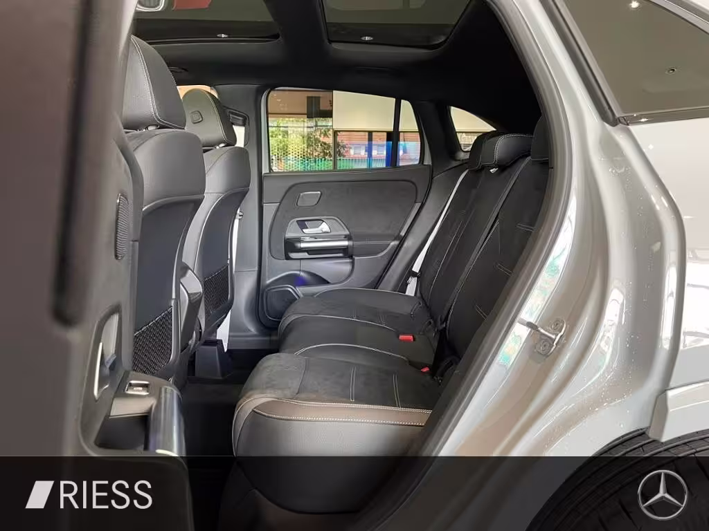 Mercedes-Benz GLA 200 AMG+PANO+AHK+MULTIBEAM+TOTWKL+KEYL+360°+ GLA 200 - Bild 5