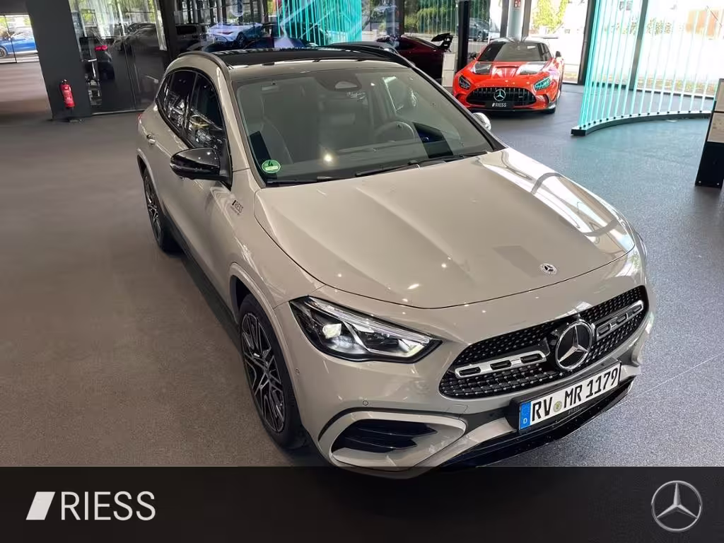 Mercedes-Benz GLA 200 AMG+PANO+AHK+MULTIBEAM+TOTWKL+KEYL+360°+ GLA 200 - Bild 9