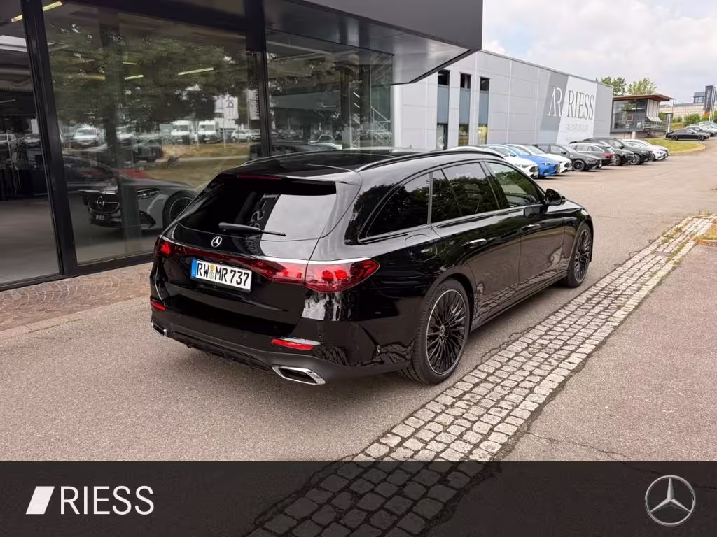 Mercedes-Benz E 300 de 4M T AMG+AHK+PANO+20+DIGITAL-LIGHT+360 E 300 - Bild 7