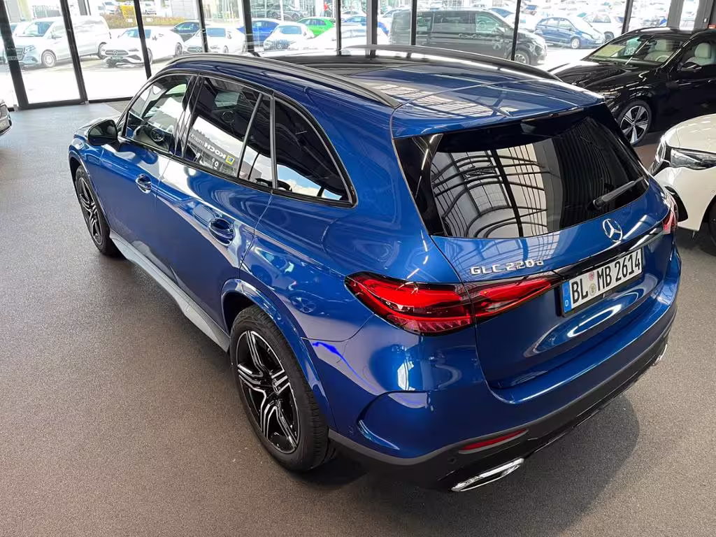 Mercedes-Benz GLC 220 d 4M AMG+AHK+PANO+20+DIGITAL-LIGHT+360° GLC 220 - Bild 5