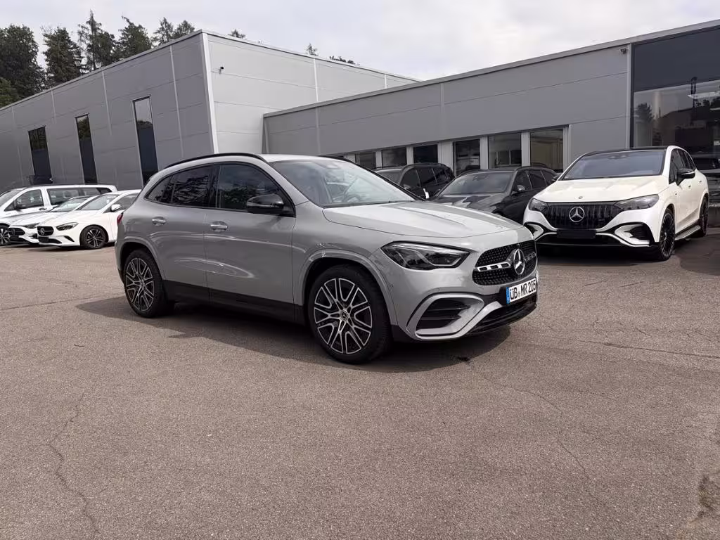 Mercedes-Benz GLA 200 360 ACC AHK AUT DynLicht Fernlichtass. GLA 200 - Bild 2
