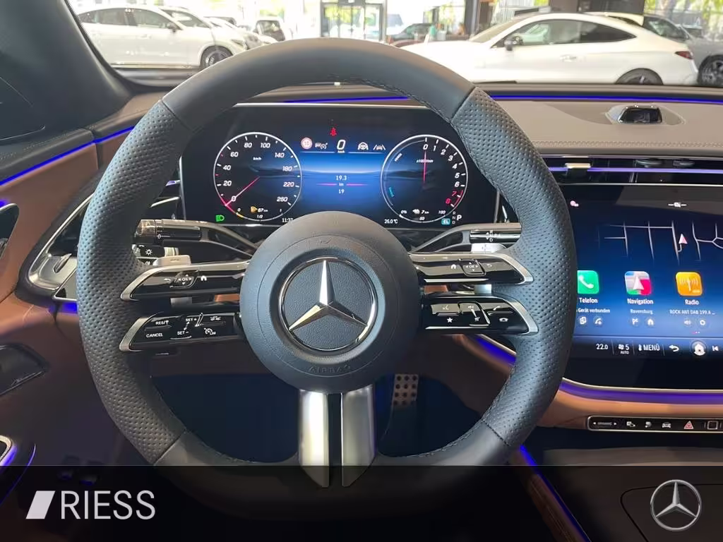 Mercedes-Benz E 400 e 4M AMG+PANO+HUD+AHK+AIRM+HA LENK+SUPERSC E 400 - Bild 14