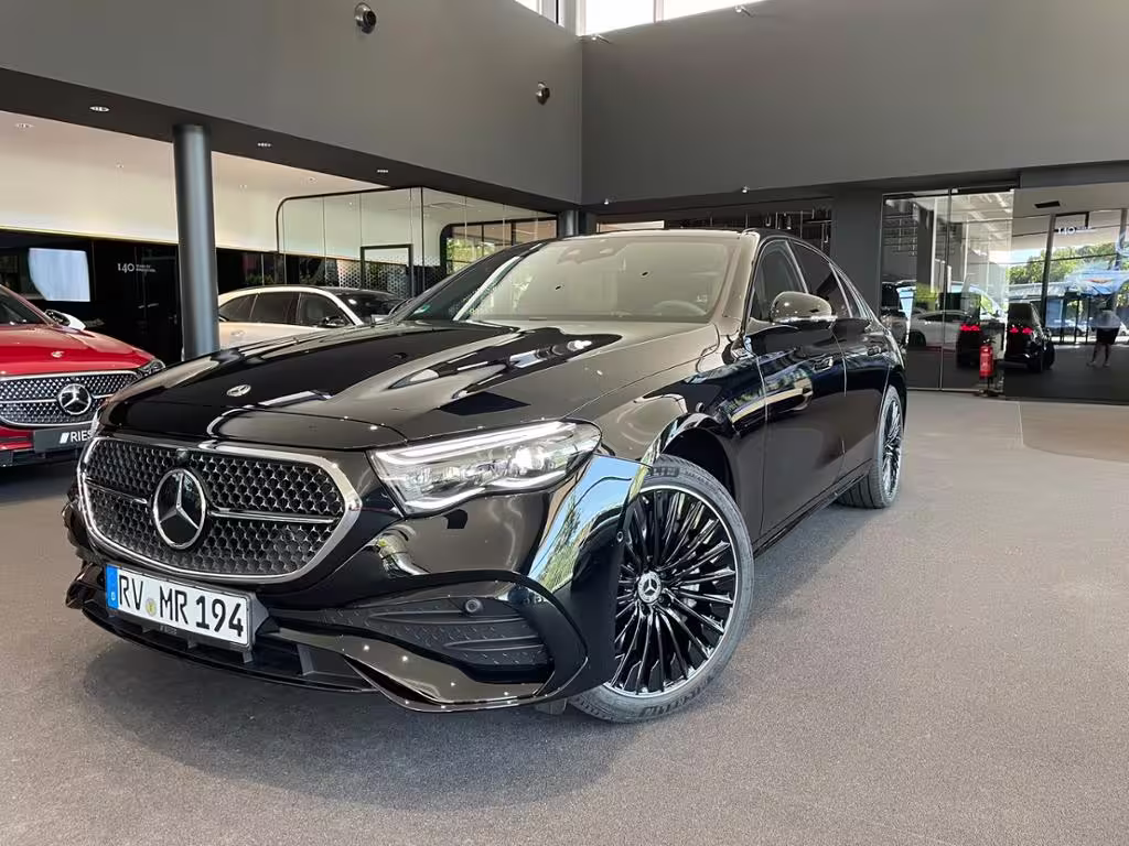 Mercedes-Benz E 400 e 4M AMG+PANO+HUD+AHK+AIRM+HA LENK+SUPERSC E 400 - Bild 2