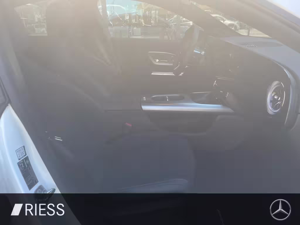 Mercedes-Benz CLA 200 4MATIC AHK AUT DynLicht Fernlichtass. LM CLA 200 - Bild 10