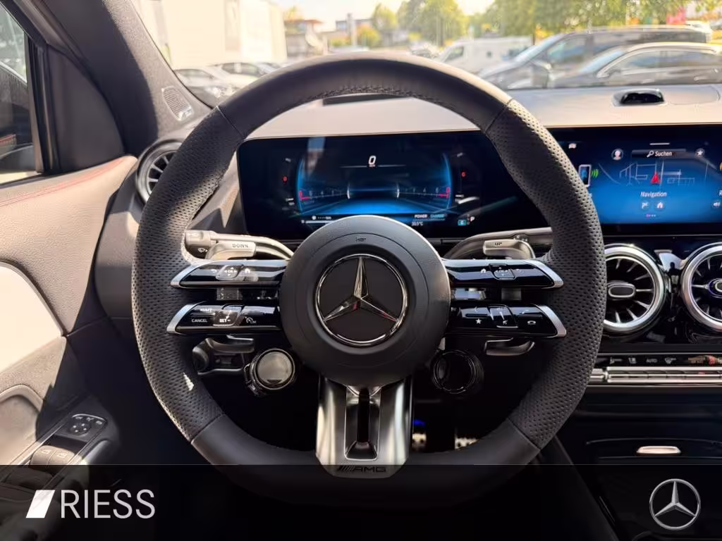 Mercedes-Benz AMG GLA 35 4MATIC 360 ACC AUT DynLicht HUD Kam. GLA 35 AMG - Bild 12