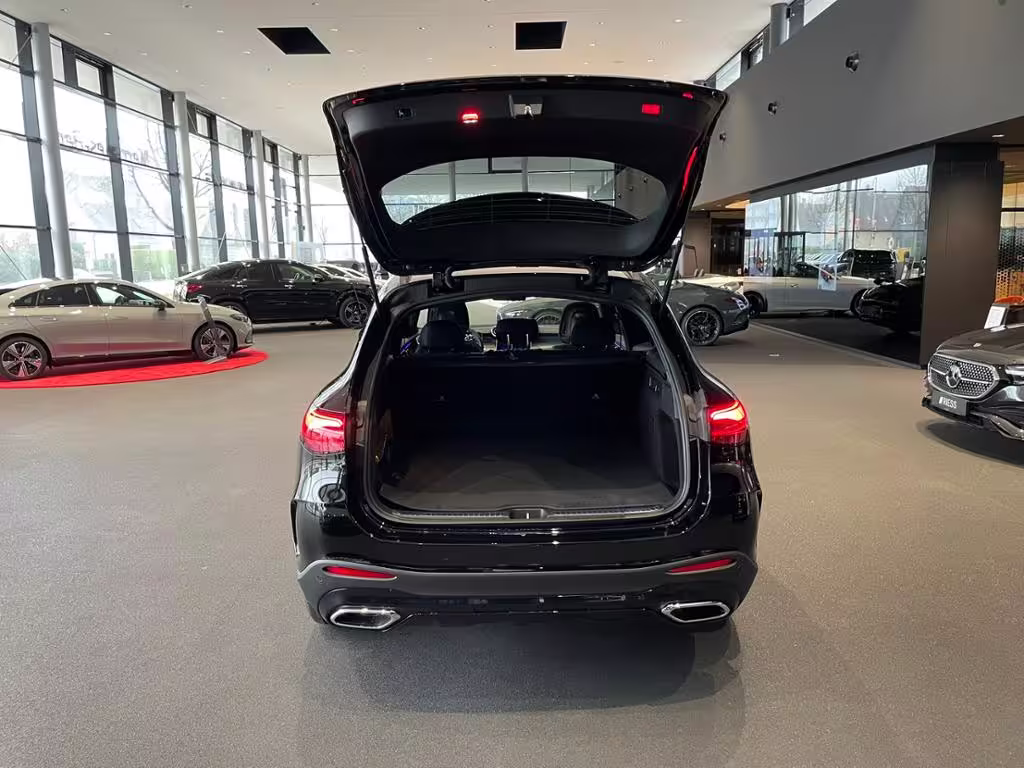 Mercedes-Benz GLC 200 AMG+PANO+AHK+DIGI LIGHT+DISTRONIC+360°+ - Bild 17