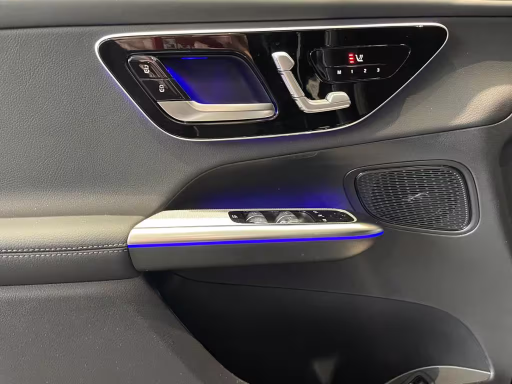 Mercedes-Benz GLC 200 AMG+PANO+AHK+DIGI LIGHT+DISTRONIC+360°+ - Bild 3