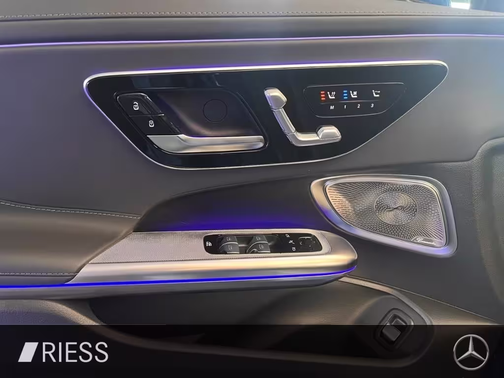 Mercedes-Benz CLE 300 4M Cab AMG+AHK+HUD+360°+MEMO+KEYLESS+20 CLE 300 - Bild 4