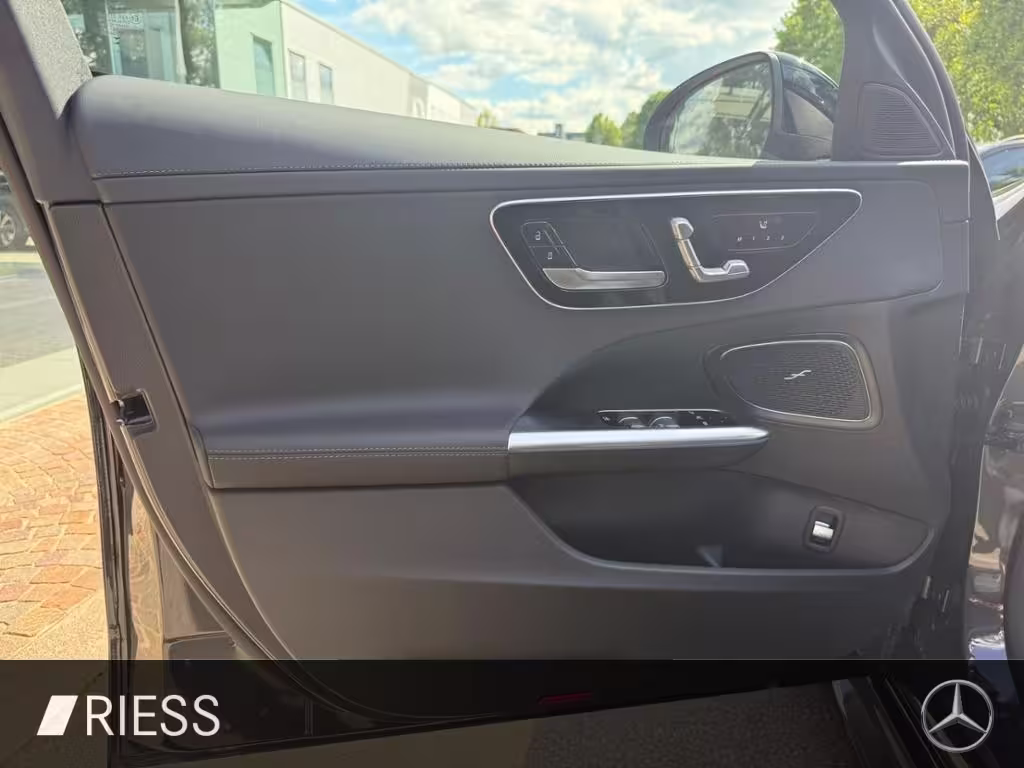 Mercedes-Benz C 220 d 4M T AMG+AHK+PANO+MEM+360°+HANDSFREE+19 C 220 - Bild 4