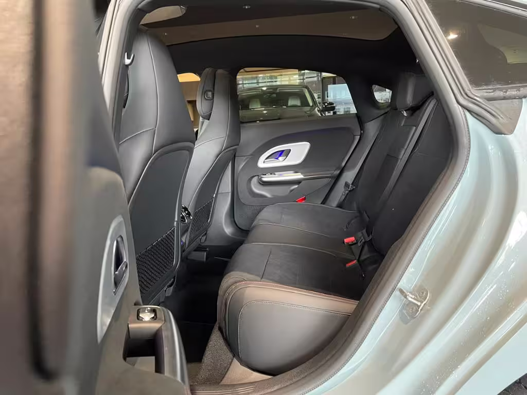 Mercedes-Benz CLA 200 AUT DynLicht Fernlichtass. KeyLess LED CLA 200 - Bild 4