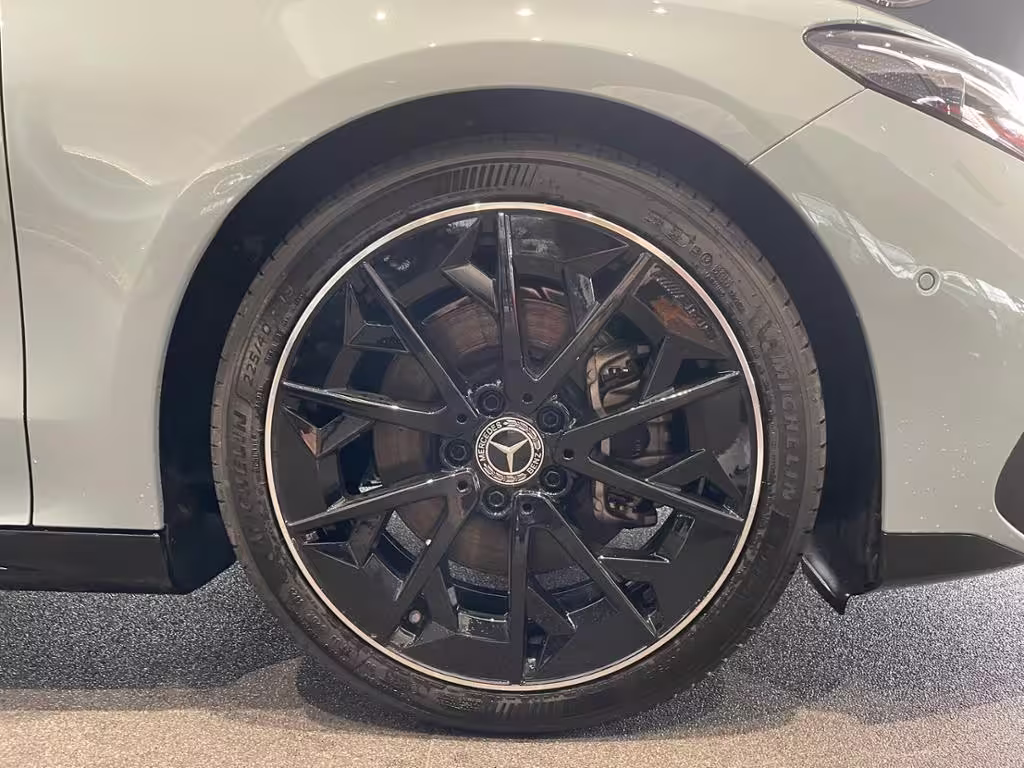 Mercedes-Benz CLA 200 AUT DynLicht Fernlichtass. KeyLess LED CLA 200 - Bild 9