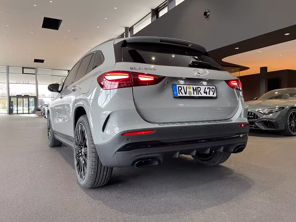 Mercedes-Benz GLA 200 AMG+MULTIBEAM+KEYLESS+360°+TOTWKL+SOUND+ - Bild 18