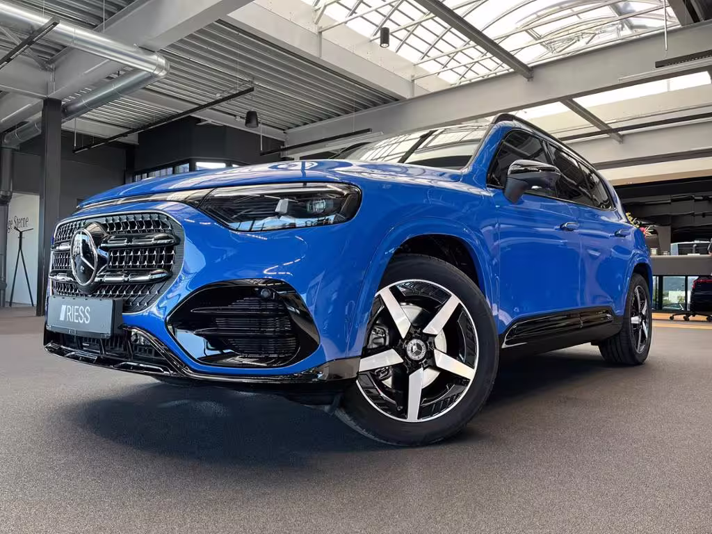 Mercedes-Benz GLB 200 AMG+AHK+PANO+SUPERSCREEN+19+NIGHT+CARBON GLB 200 - Bild 2