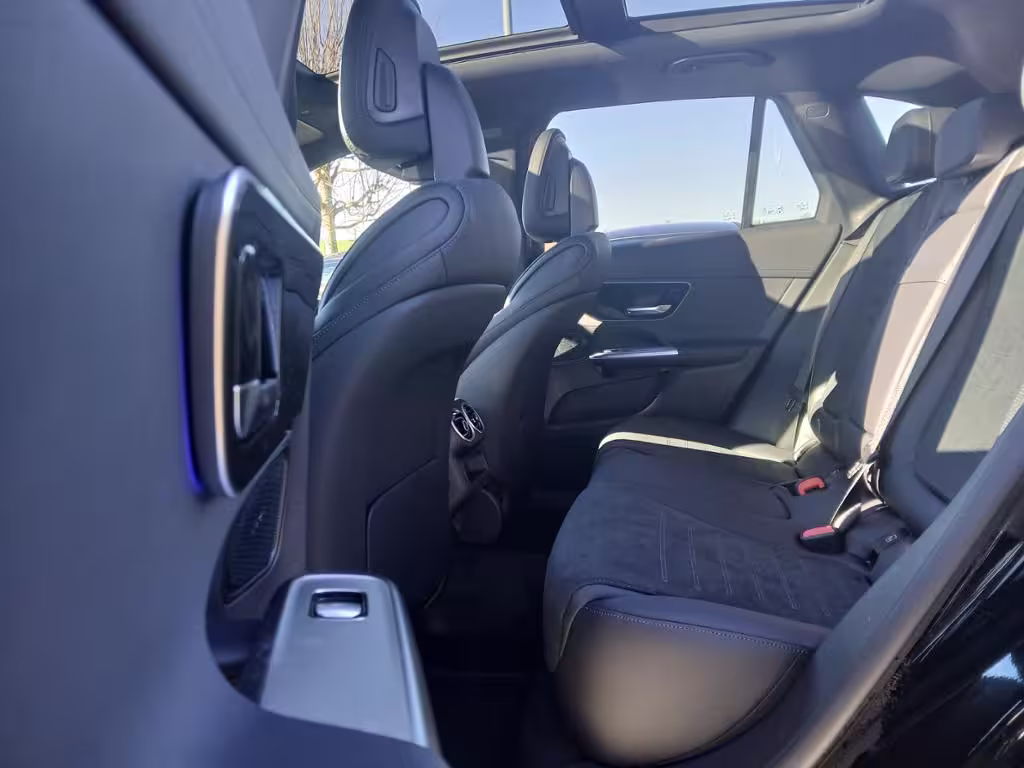 Mercedes-Benz GLC 200 4M AMG+PANO+AHK+DIGI LIGHT+DISTRONIC - Bild 4