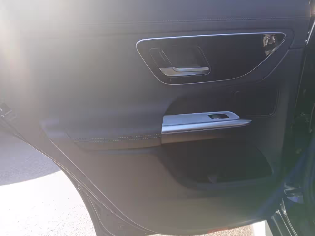 Mercedes-Benz GLC 200 4M AMG+PANO+AHK+DIGI LIGHT+DISTRONIC - Bild 5