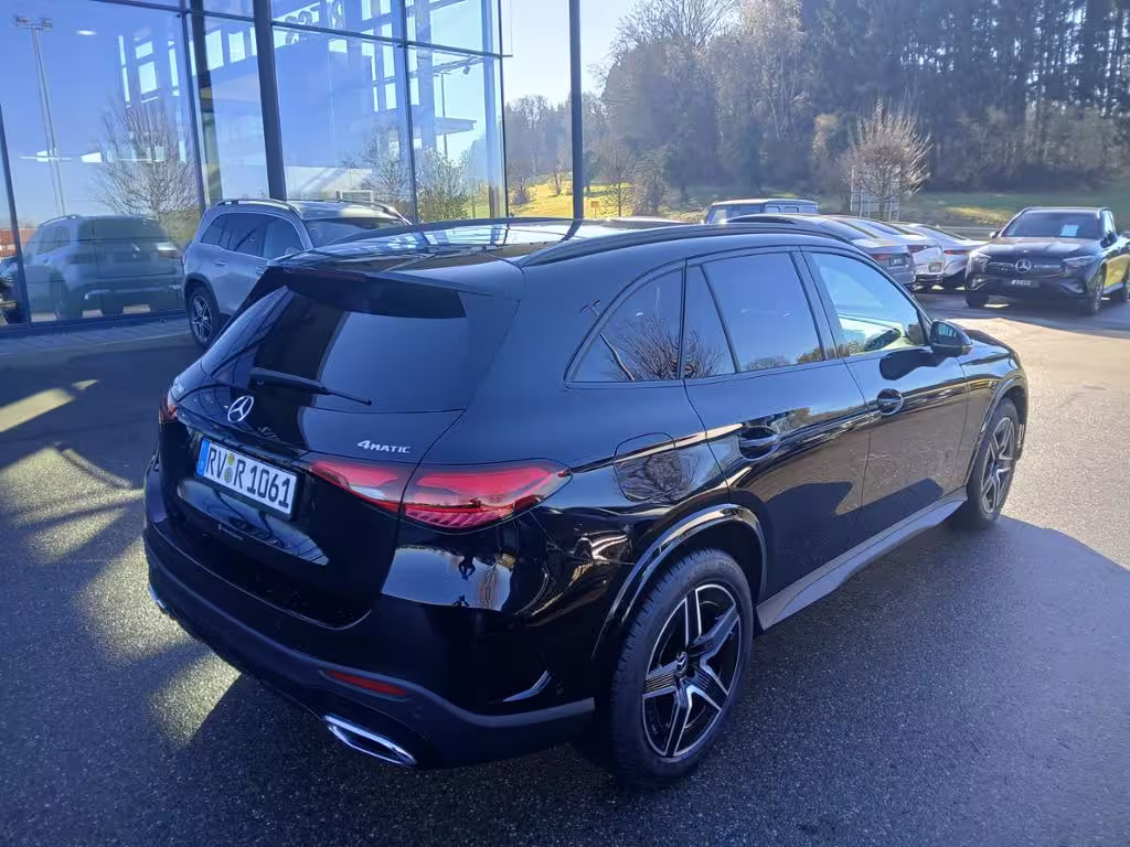 Mercedes-Benz GLC 200 4M AMG+PANO+AHK+DIGI LIGHT+DISTRONIC - Bild 7