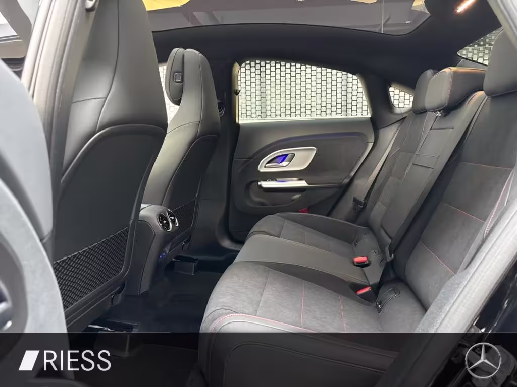 Mercedes-Benz CLA 200 4M AMG+AHK+PANO+360°+SUPERSCREEN+MULTIBEAM CLA 200 - Bild 5