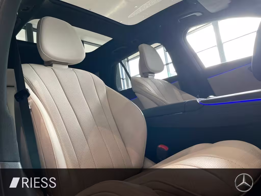 Mercedes-Benz E 220 d T 4M AMG+PANO+AHK+AIRMATIC+DISTR+DIGI L+ E 220 - Bild 11