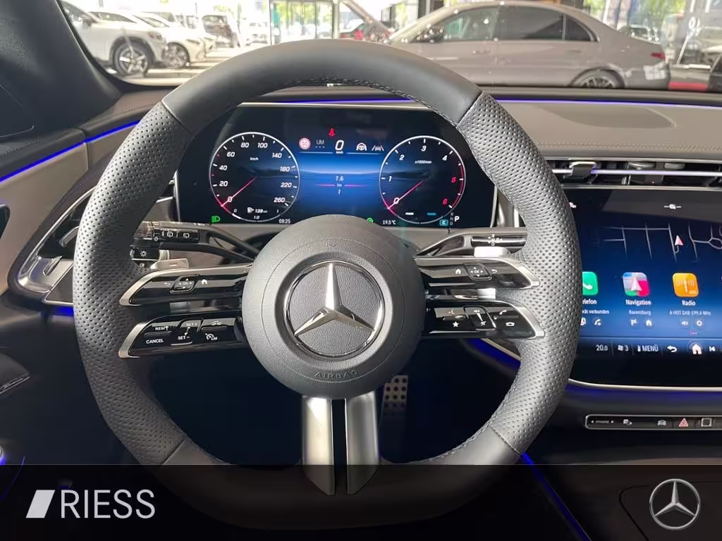 Mercedes-Benz E 220 d T 4M AMG+PANO+AHK+AIRMATIC+DISTR+DIGI L+ E 220 - Bild 15