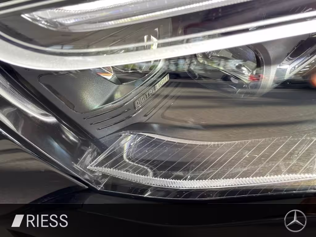 Mercedes-Benz E 220 d T 4M AMG+PANO+AHK+AIRMATIC+DISTR+DIGI L+ E 220 - Bild 20