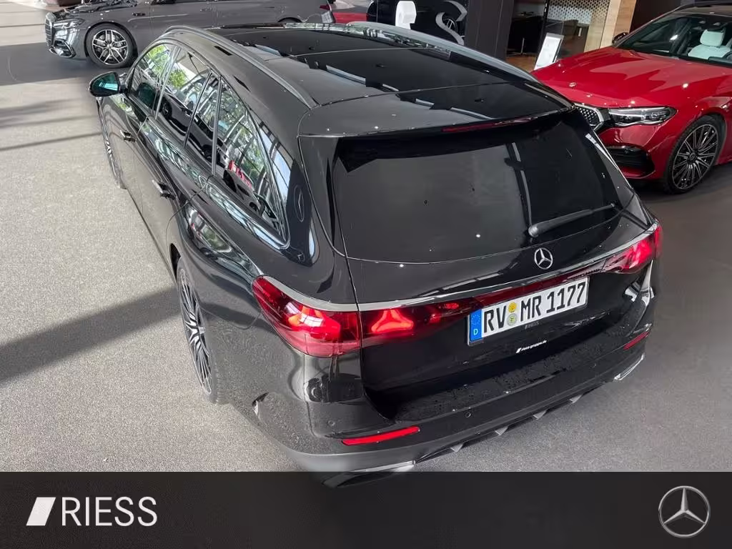 Mercedes-Benz E 220 d T 4M AMG+PANO+AHK+AIRMATIC+DISTR+DIGI L+ E 220 - Bild 7