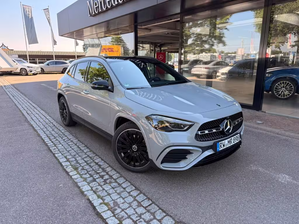 Mercedes-Benz GLA 200 d 4M AMG+AHK+PANO+360°+MULTIB+20+DISTRO GLA 200 - Bild 2