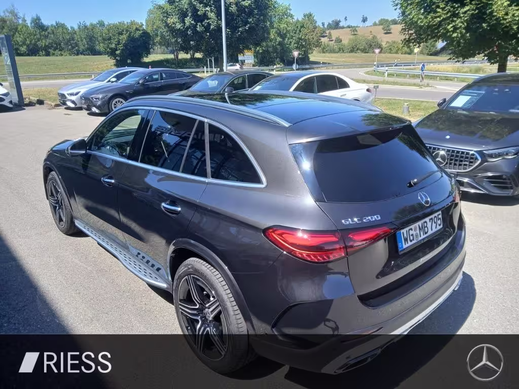 Mercedes-Benz GLC 200 4M AMG+PANO+AHK+DISTR+DIGI L+KEYLESS+360 GLC 200 - Bild 17