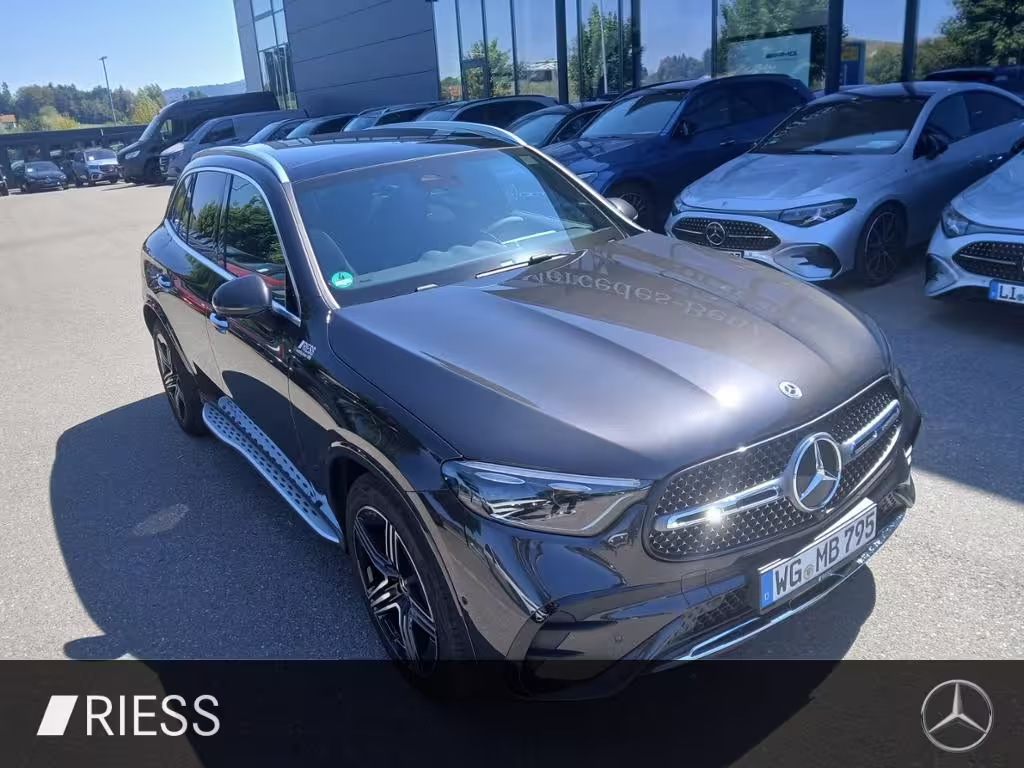 Mercedes-Benz GLC 200 4M AMG+PANO+AHK+DISTR+DIGI L+KEYLESS+360 GLC 200 - Bild 19