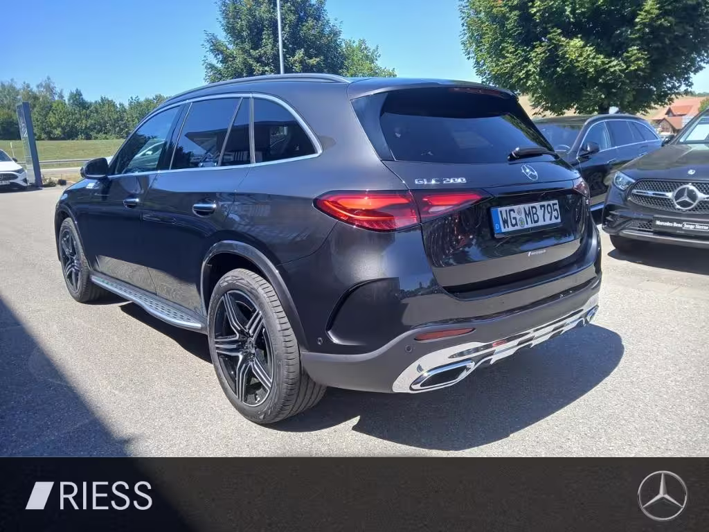 Mercedes-Benz GLC 200 4M AMG+PANO+AHK+DISTR+DIGI L+KEYLESS+360 GLC 200 - Bild 7