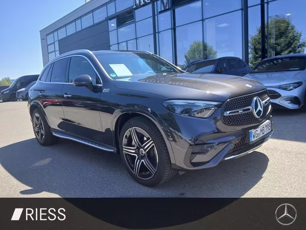 Mercedes-Benz GLC 200 4M AMG+PANO+AHK+DISTR+DIGI L+KEYLESS+360 GLC 200 - Bild 9