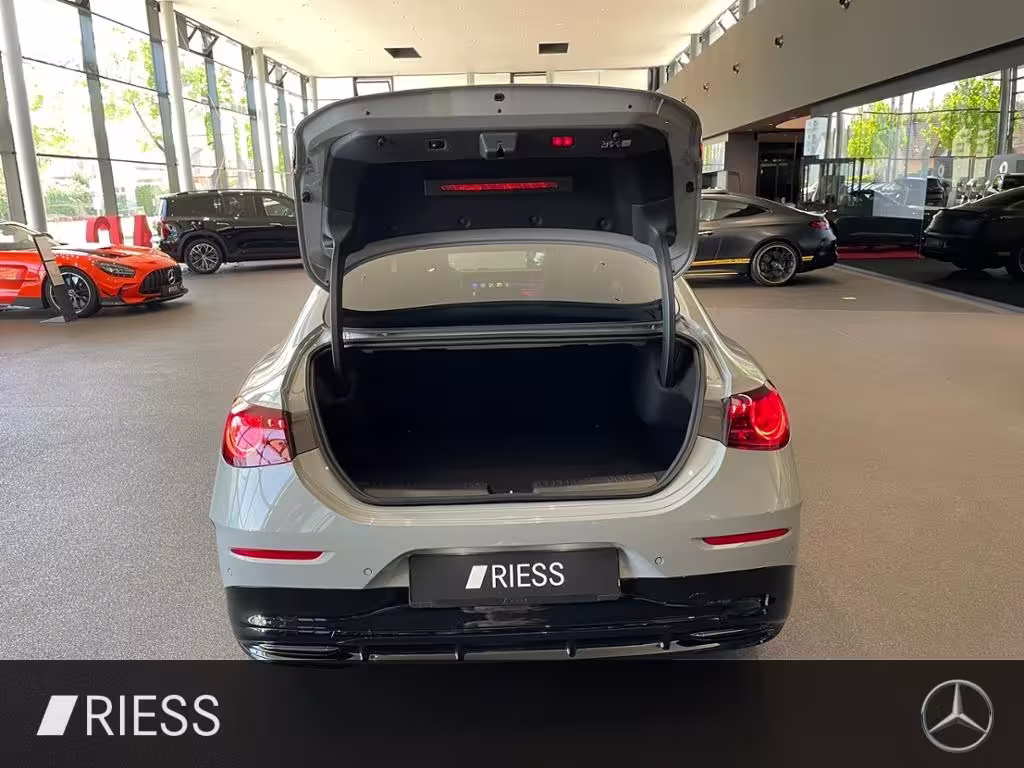 Mercedes-Benz CLA 220 4MATIC AHK AUT DynLicht Fernlichtass. LM CLA 220 - Bild 19