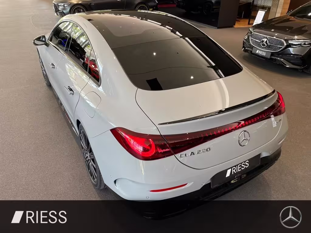 Mercedes-Benz CLA 220 4MATIC AHK AUT DynLicht Fernlichtass. LM CLA 220 - Bild 7