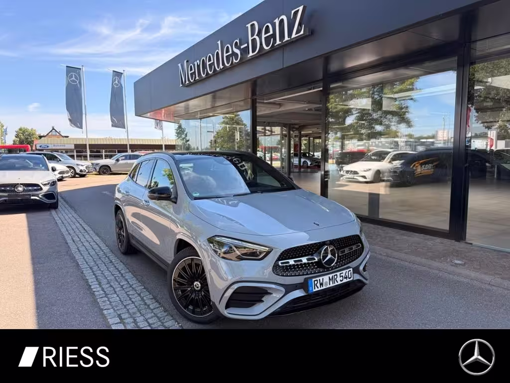 Mercedes-Benz GLA 220 d 4MATIC 360 ACC AHK AUT DynLicht HUD LM