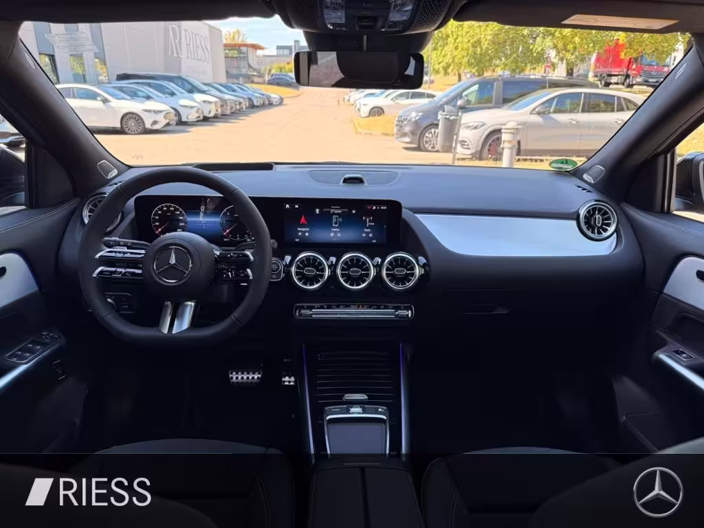 Mercedes-Benz GLA 220 d 4MATIC 360 ACC AHK AUT DynLicht HUD LM GLA 220 - Bild 12