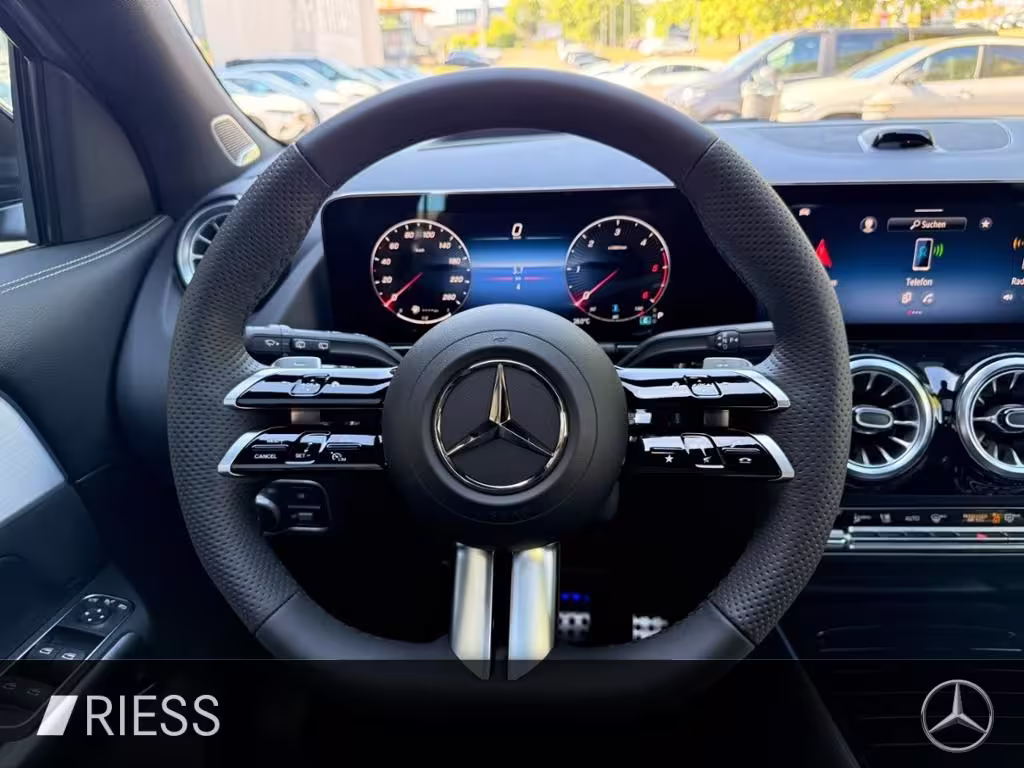 Mercedes-Benz GLA 220 d 4MATIC 360 ACC AHK AUT DynLicht HUD LM GLA 220 - Bild 13